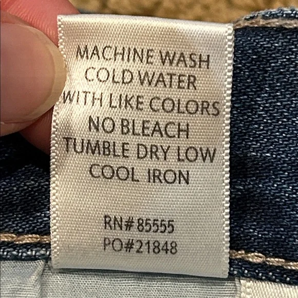 Pistola Charlie High Rise Star Embroidered Straight Leg Jean size 26 Supernova - Picture 9 of 16